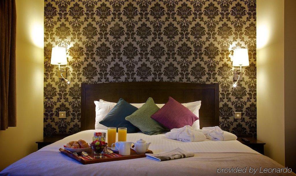 The Bridge Hotel Chertsey Quarto foto
